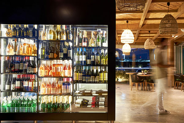 Enorme Teatro Beachside Bliss Restaurant